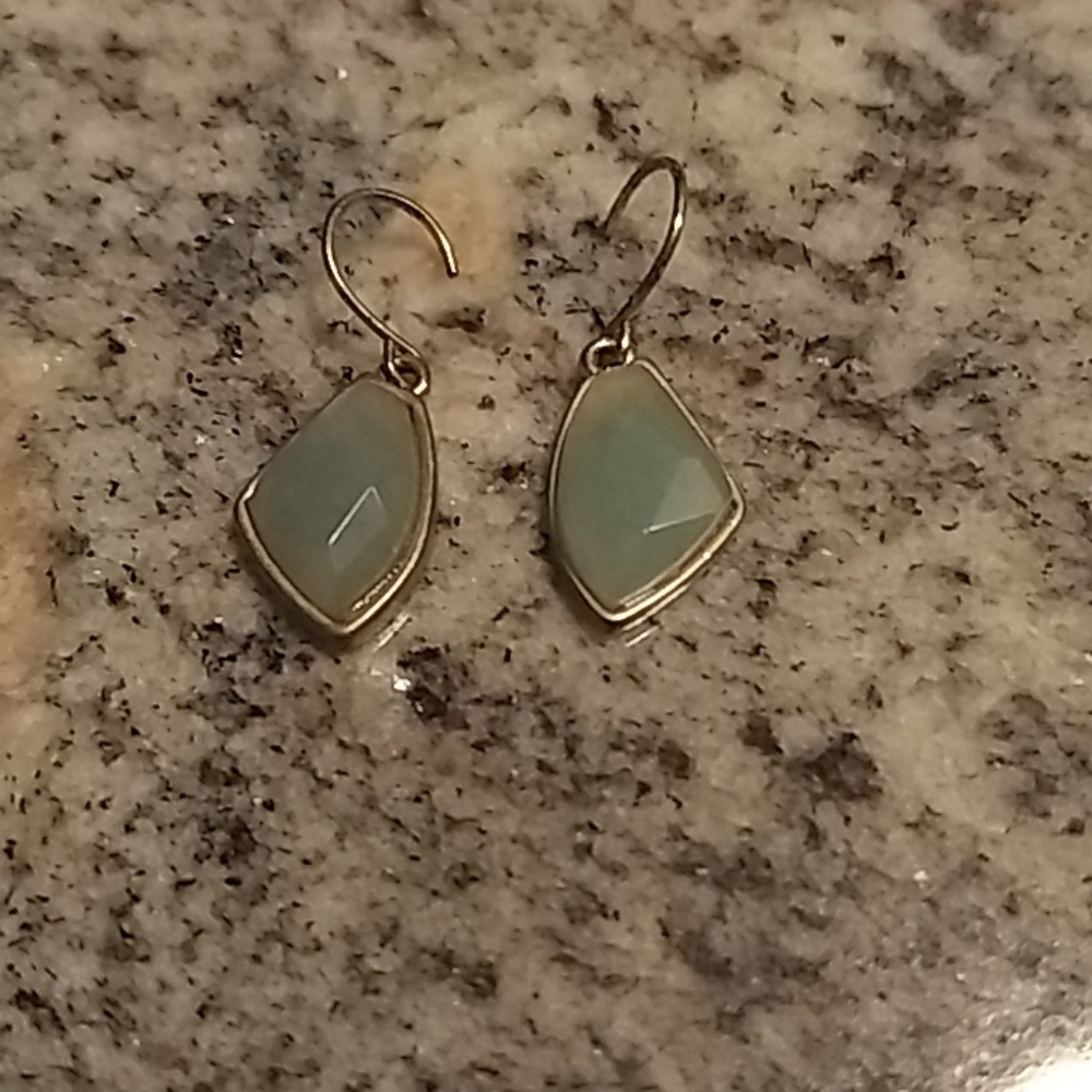 Chloe & Isabel Aventine Earrings